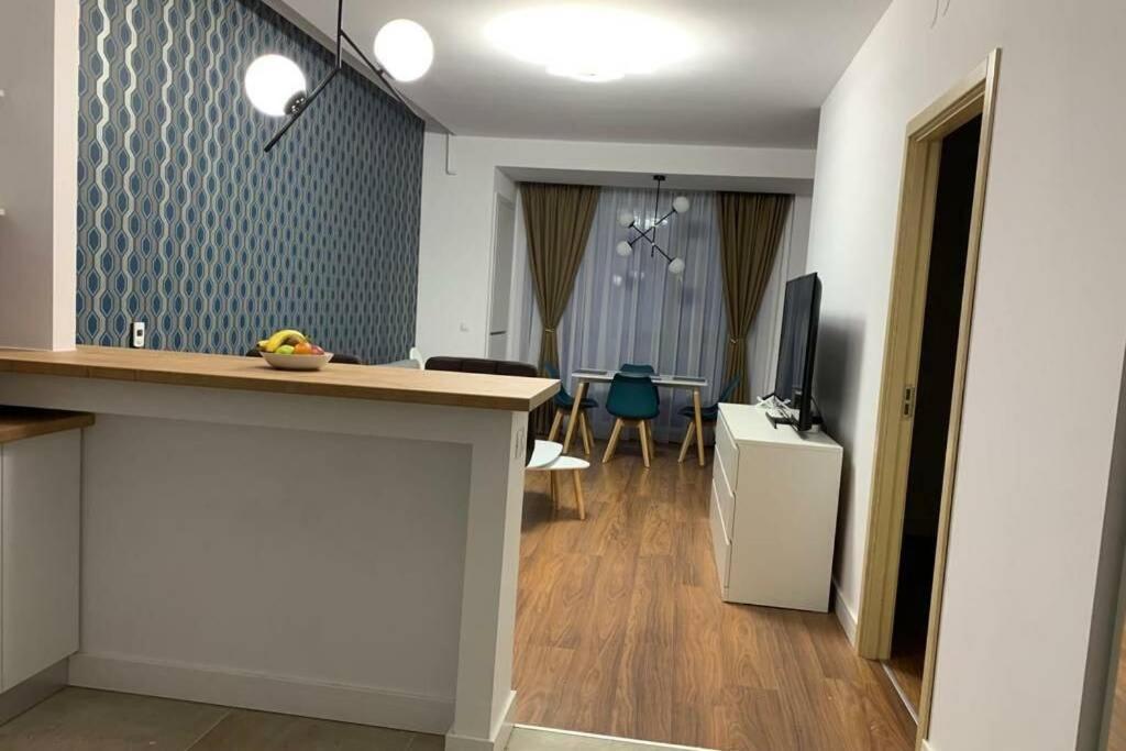 Andreve Apartment By Onix Blue Mamaia Nord, Baby Friendly, Private Parking Navodari Exterior photo